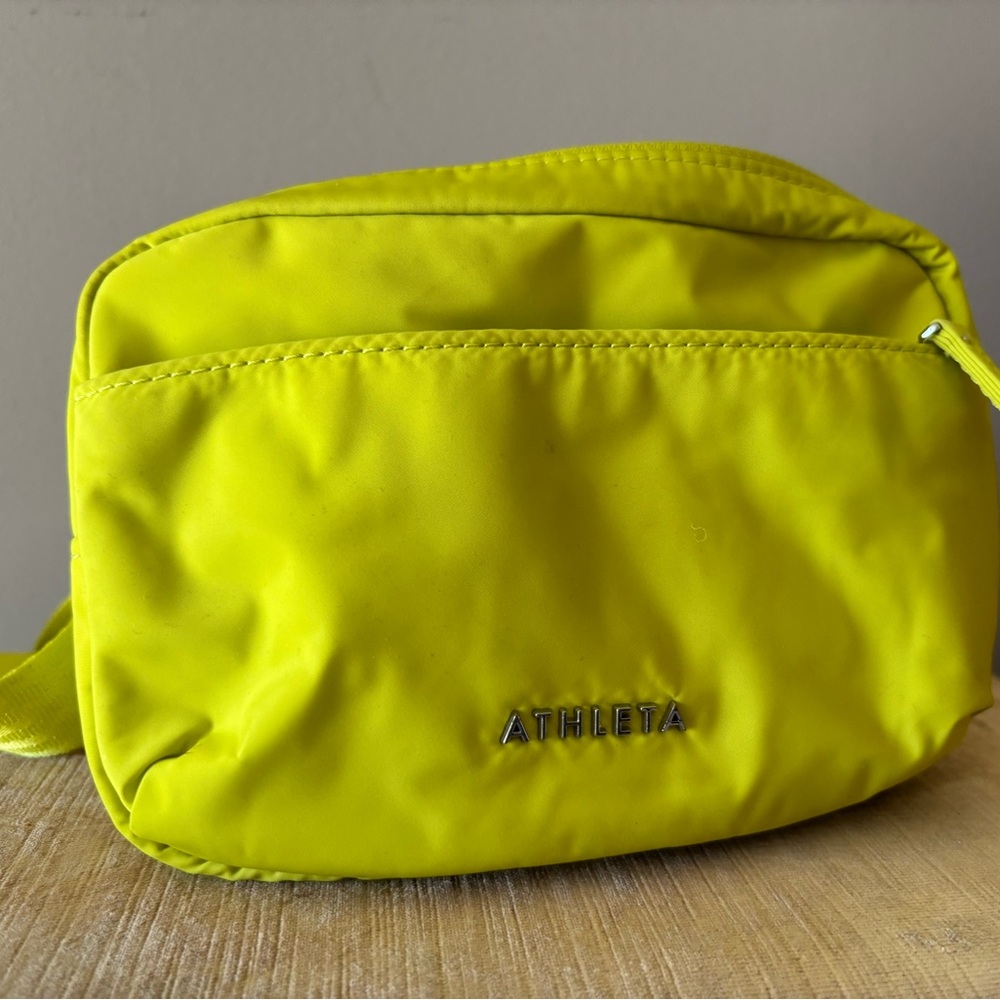 Athleta All About Crossbody Belt Bag